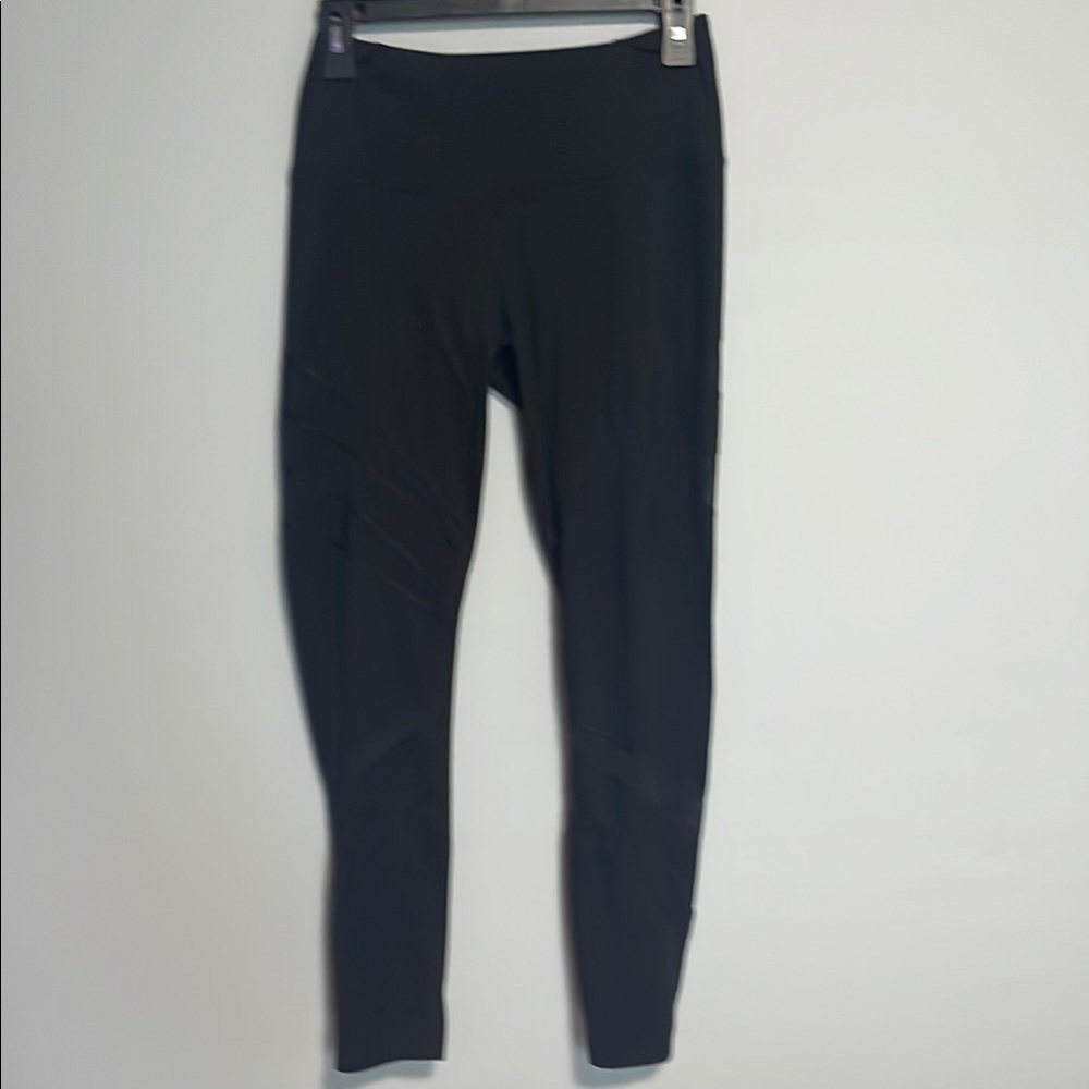 Yogalicious Black Leggings Size Medium
